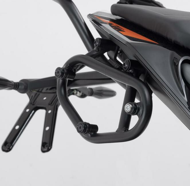 KTM 125/390 DUKE SLCサイドキャリア 右 SW-MOTECH