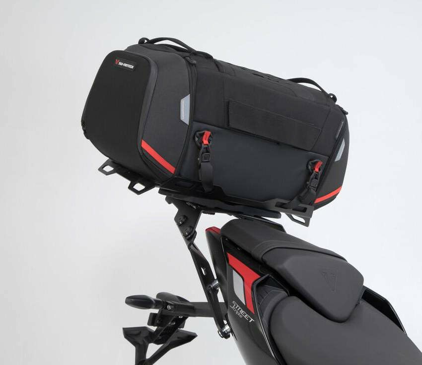 ストリートトリプル 2012～ ラックパックセット SW-MOTECH
