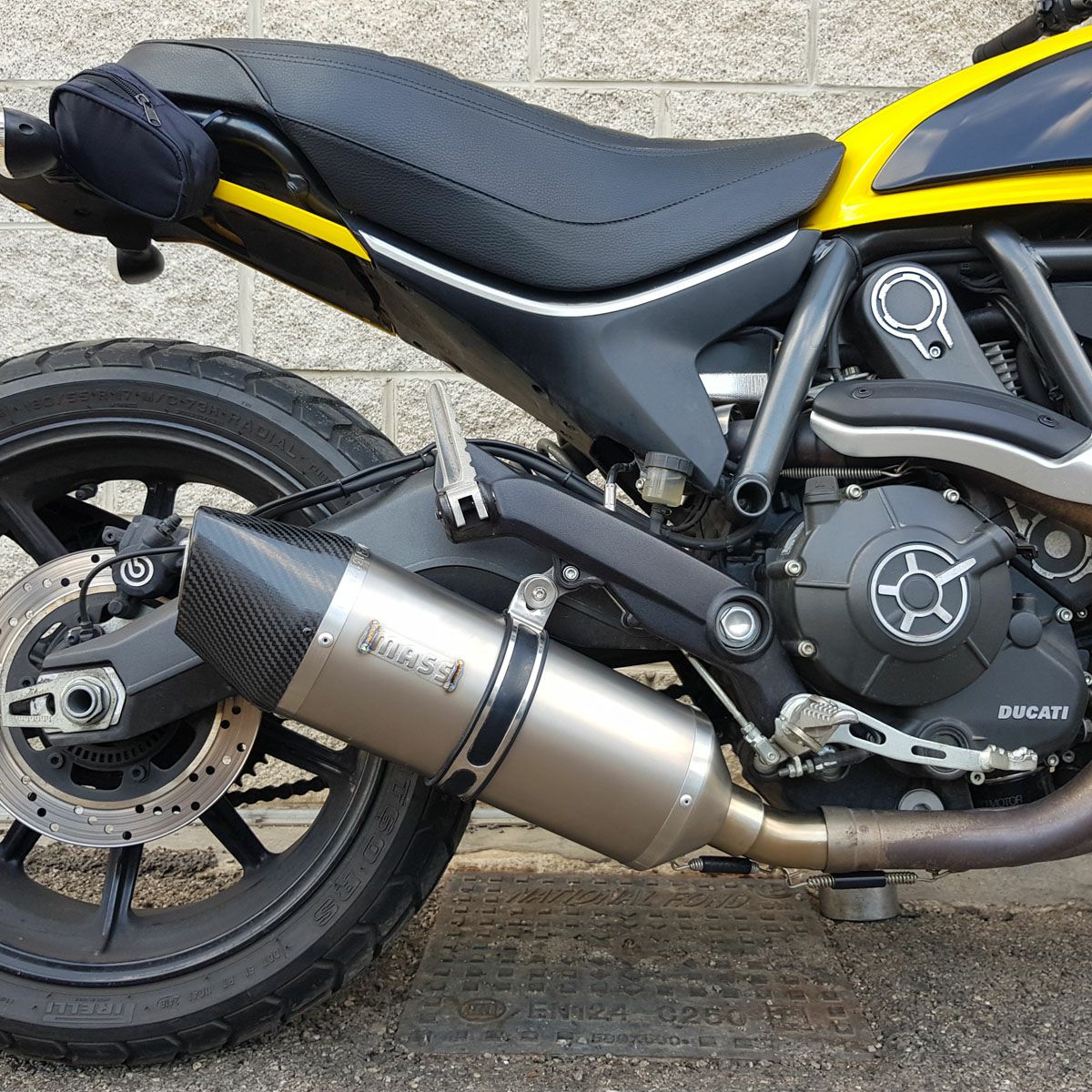 ドゥカティ スクランブラー800 オーバルチタン スリップオンマフラー カーボンチップ(レーシング) MASS Exhaust
