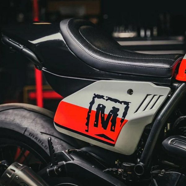 MUGELLO バイクシート ブラウン ダイヤモンドキルティング　ドゥカティ MUGELLO バイクシート ブラウン ダイヤモンドキルティングドゥカティ