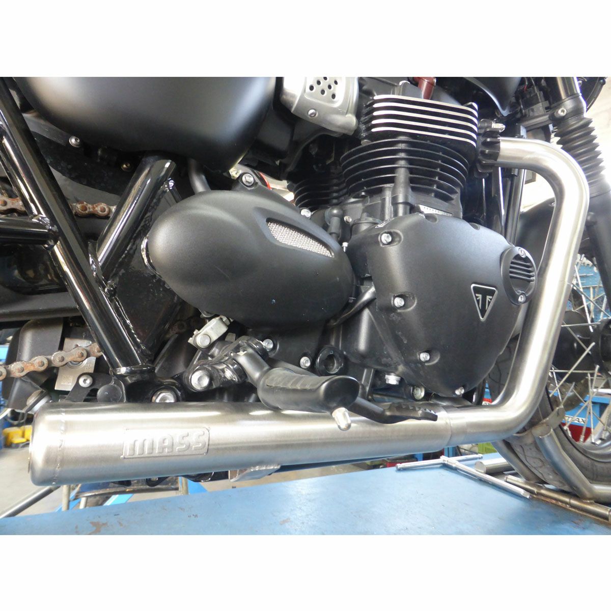 トライアンフ スピードツイン900 ステンレス 2in2フルエキゾーストマフラー ポリッシュ(レーシング) MASS Exhaust|モトパーツ 店