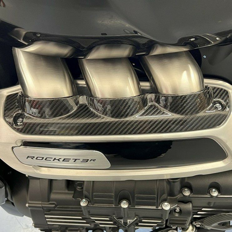 トライアンフ ロケット3R/ロケット3GT インテークカバー ドライカーボン SPEEDRA