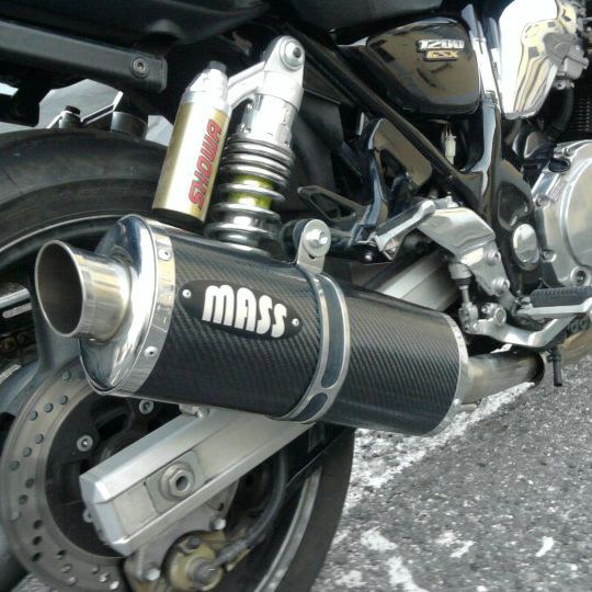 イナズマ750/1200 オーバルカーボン スリップオンマフラー MASS Exhaust