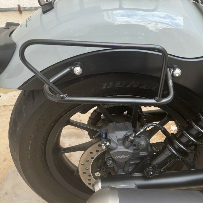 レブル250/500 サドルバッグサポート サテンブラック 左右セット La Poderosa|モトパーツ 店