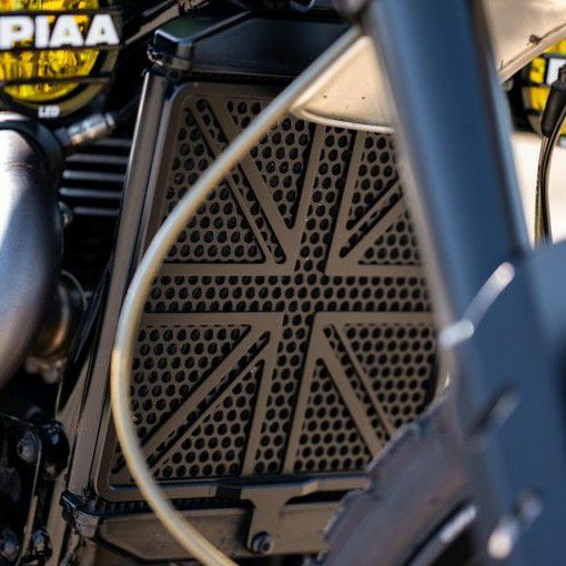 楽天市場】トライアンフ スラクストン1200 ラジエーターガード 