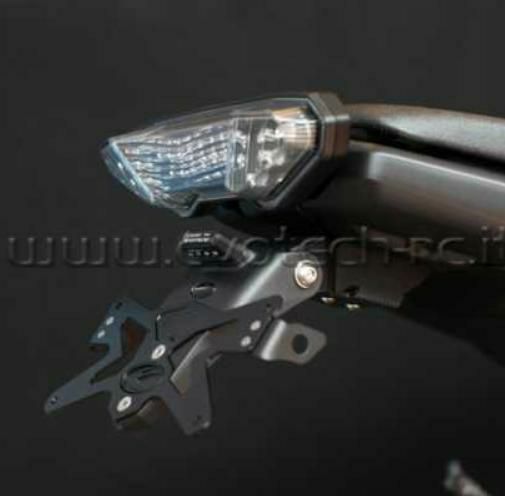 EVOTECH ナンバープレートホルダー フェンダーレスキット YAMAHA MT-09 (14-16) / MT-09 トレーサー/ トレーサー 900 (17-20)｜モトパーツ　店