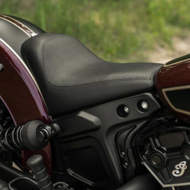 楽天市場】インディアン スカウトボバー/60/ローグ クラシックソロ