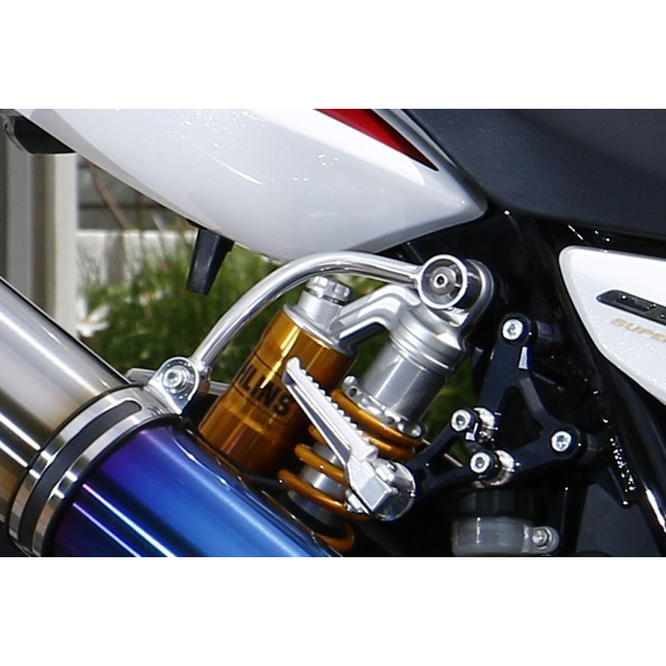 ストライカー リペアパーツ 0SS974 サイレンサーステーUP用 CB1300SF'08-