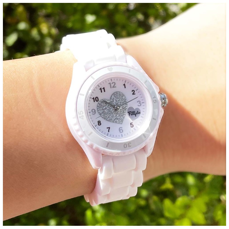 楽天市場 腕時計 小学生 女の子 ラメル かわいい おしゃれ アナログ 誕生日 プレゼント シリコンベルト リストウォッチ クロック 時計 可愛い ファッションウォッチ 低学年 高学年 中学生 高校生 子供 女子 レディース 婦人時計 贈り物 お誕生日 ギフト フィールドワーク