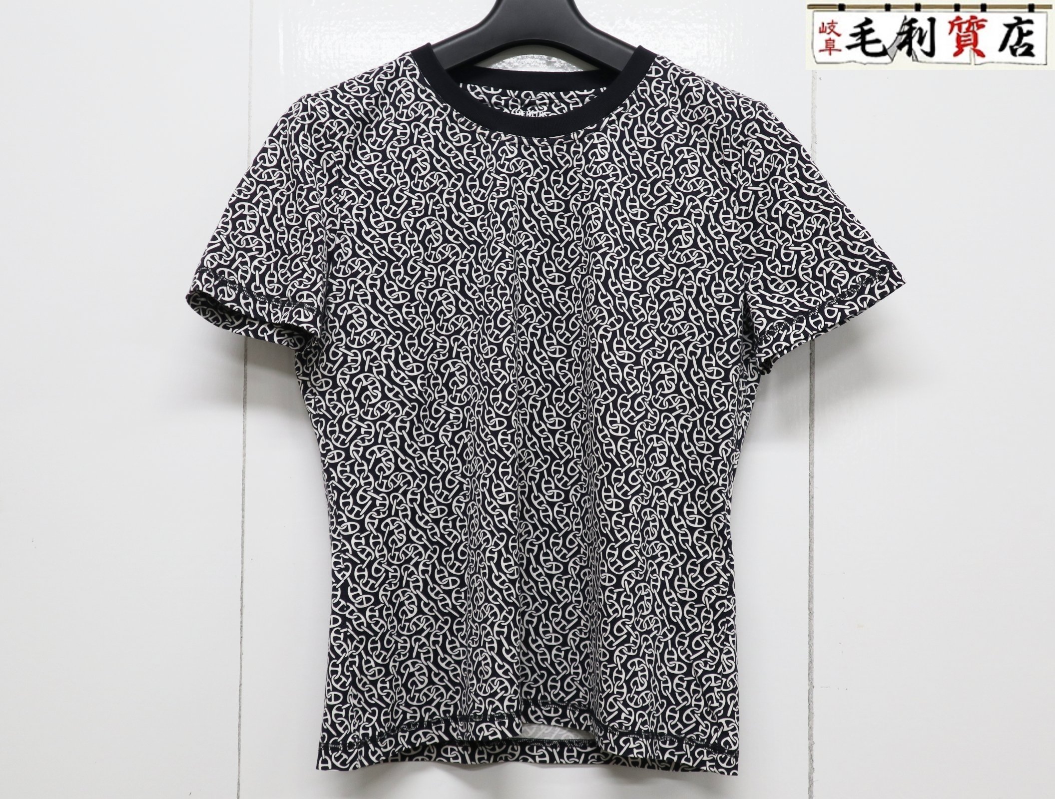 2024 SS新作★素敵★HERMES★Tシャツ ミニレザーパッチ エルメス 2024 S/S メンズ Tシャツ ”ミニレザーパッチ ” セージ