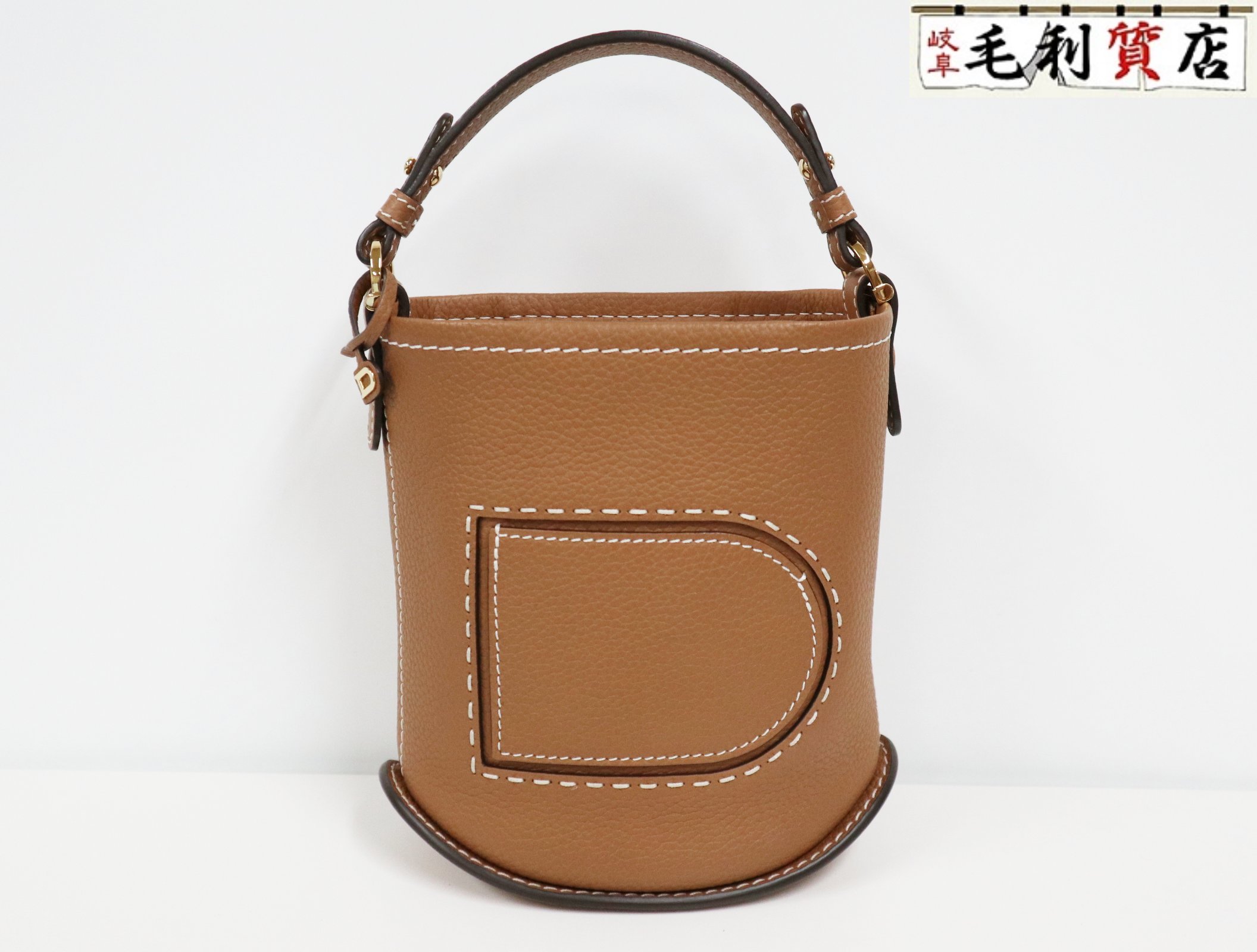 お値下げ！DELVAUX バッグ♡コ パン デルヴォー、遊び心あふれる新作ウィメンズバッグを発表