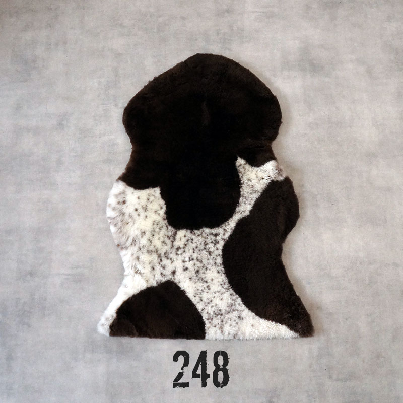 楽天市場】ゴットランド シープスキン ムートンラグ 1匹サイズ