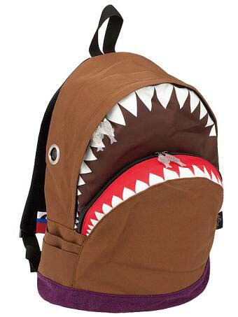 【MORN CREATIONS】シャークバックパック（Brown/L）モーンクリエーションズ　各種サイズ　リュックサック　たっぷり収納　多ポケット　手作り　サメ　ダブルジッパー　撥水加工　動物救護活動　インスタ｜Buff store