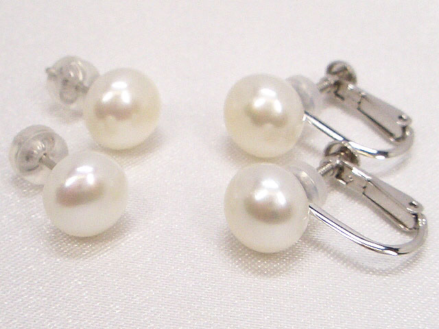 【全品ギフト包装】≪ ぷっくり感が可愛い ≫ 淡水ボタンパール イヤリング/ピアス 約8.0mm SV/K14WG y-i-419 三重県真珠加工販売協同組合｜三重県真珠加工販売協同組合