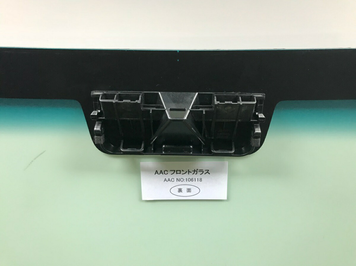 ホンダNBOX/NBOXカスタム5DWG用フロントガラス車両型式:JF3/4系年式:H.29.9-ガラス型式:TTAMガラス色:グリーンボカシ:ブルー