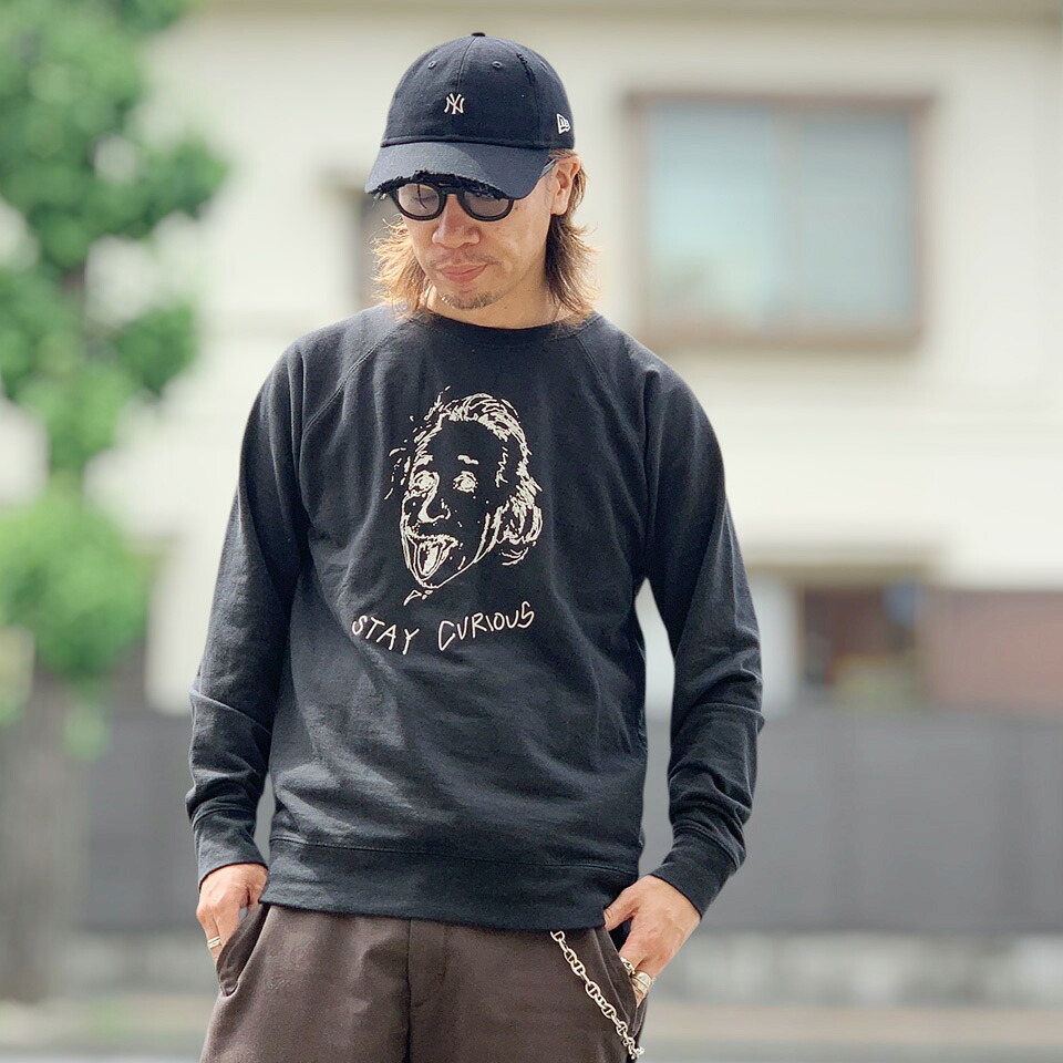スリフティルック THRIFTY LOOK クルースウェット  \"STAY CURIOUS\"" RAGLAN CREW SWEAT 知恵袋 黒いこと 黒 BLACK"