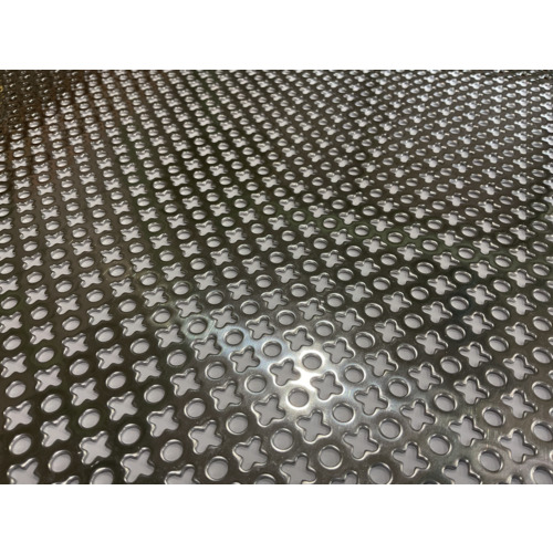 ＴＲＵＳＣＯ ステンレスパンチングメタル１ｔ 〇＋ ４５０Ｘ４５０ 304BA1-450X450