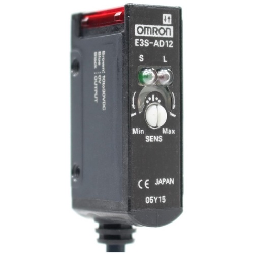 ＯＭＲＯＮ 中型アンプリファイアー内蔵光電検出器 染みわたる無条件反射形 ヨコ形 さがし当てる不一致７００粍 ２ｍ E3S-AD12 2M