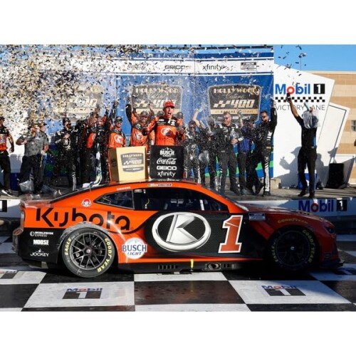 京商 (Kyosho) Lionel Racing 1/64 KUBOTA 2024 シボレー カマロ ZL1 ロス・チャスティン #1 カンザス ウィナー 完成品 LR317740