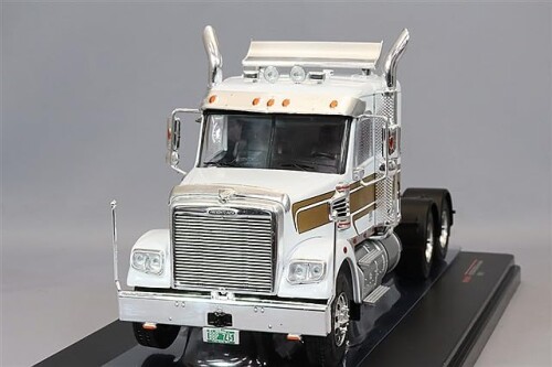 イクソ 1/43 フレイトライナー コロナド 2012 ホワイト/ゴールド