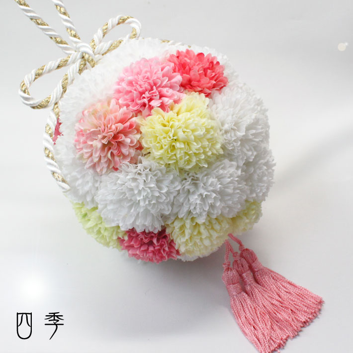 和装ブーケ ピンクホワイト ボールブーケ 結婚式 紐 和風 タッセル ウェディングブーケ 打掛 婚礼b 0110 着物 造花 前撮り