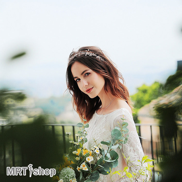 楽天市場 ウェデイング ヘッドドレス 花 小枝 結婚式 カチューシャ ヘアアクセサリー リーフ ウェデイング ヘッドドレス ヘアアクセサリ ウェディング 結婚式 花嫁 ヘッドドレス ピンクゴールド リーフ 髪飾り ビジュー Mrt Shop