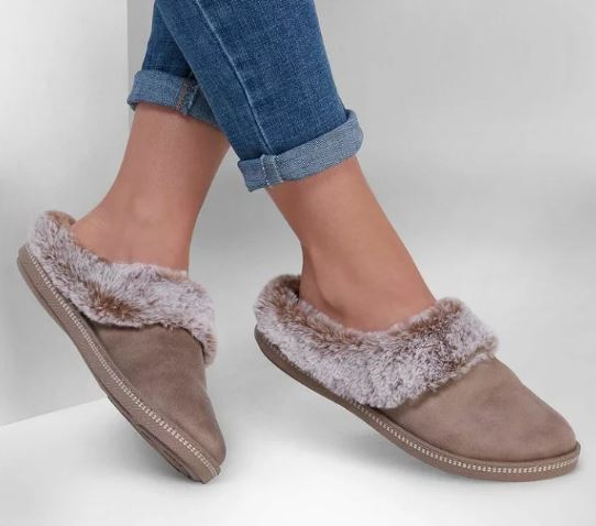 スケッチャーズ ファー クロッグ スリッポン コージーキャンプファイヤー トープ COZY CAMPFIRE