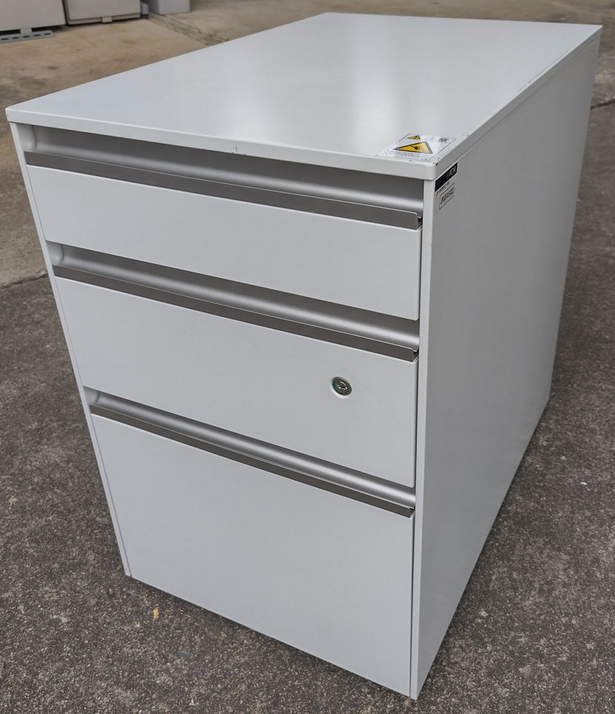 【中古】 イトーキ 3段ワゴン W395,D595,H600ミリ ホワイト色 JF-046MAC-W9 【鍵２本付】｜オフィス家具専門店モリタスチール