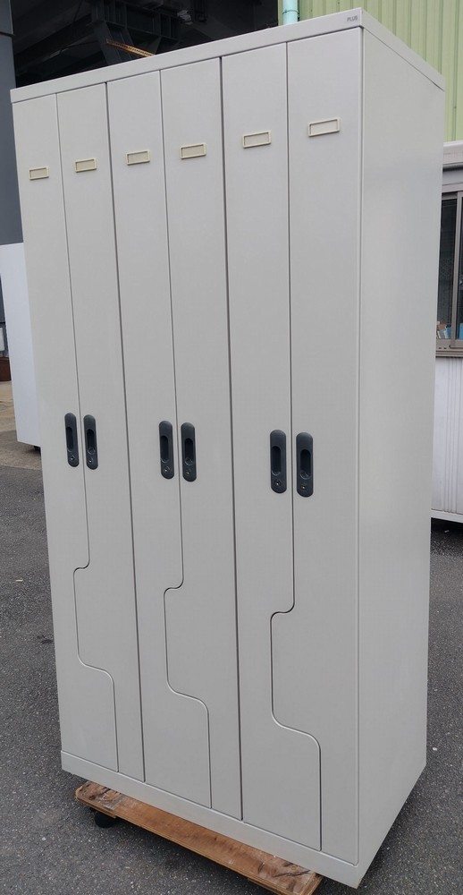 【中古】 プラス　省スペース６人用ロッカー 各扉に鍵１本付き W900×D515×H1800mm NS-61 【北海道、沖縄や離島は配送不可です】 27,170円