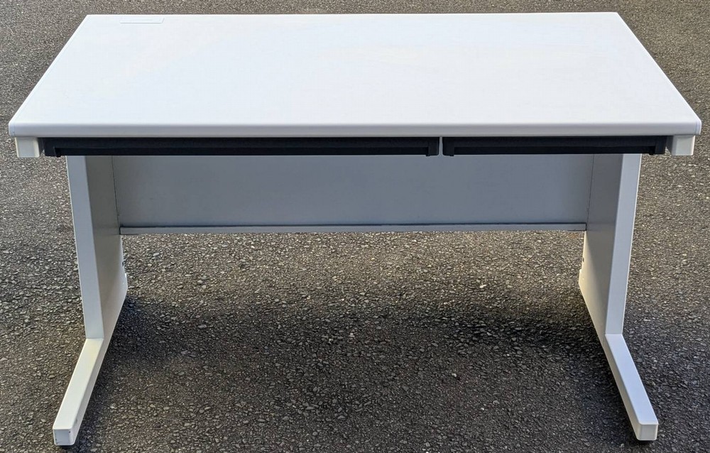 楽天市場】【中古】 コクヨ TKシリーズ 平デスク （平机）1400,D700