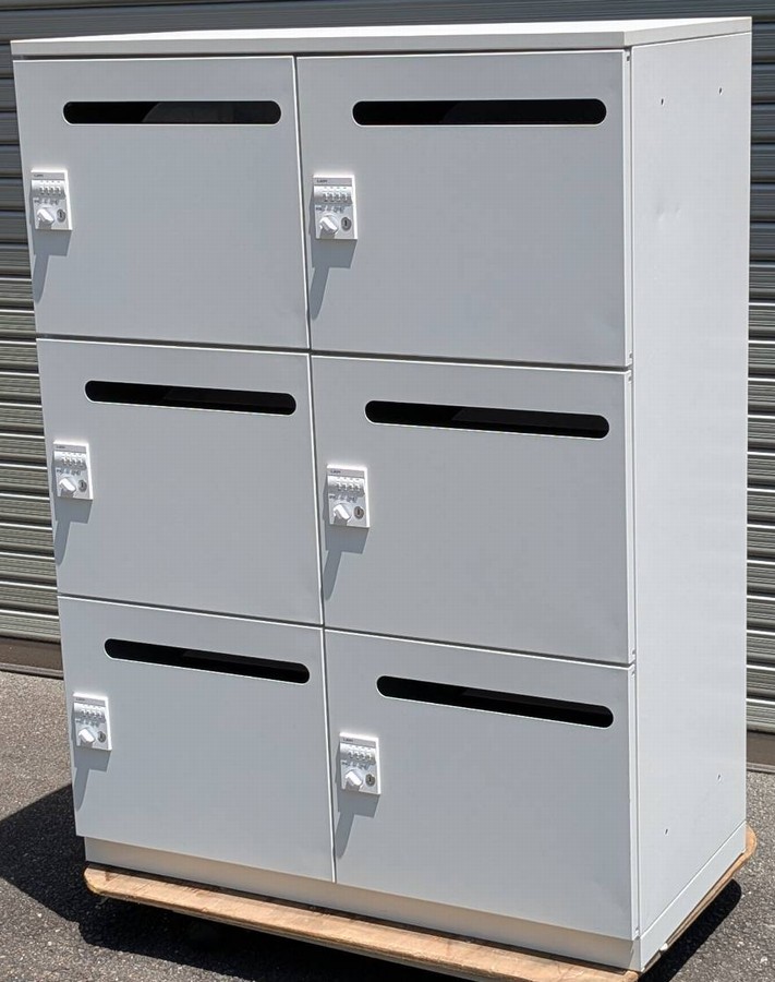【中古】 ライオン事務器 6人用パーソナルロッカー （ダイヤル錠） W900, D450, H1210mm L945-11SD-W