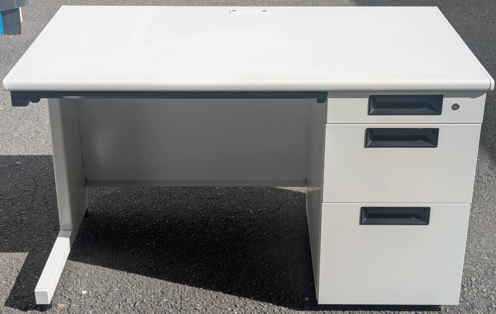 楽天市場】プラス フラットライン 片袖デスク ホワイト W1200 鍵付