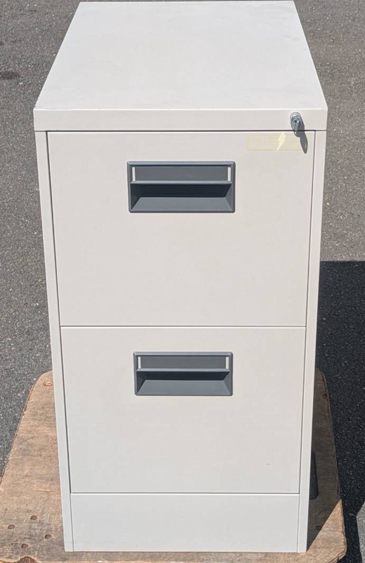 【中古】 コクヨ　Ａ４・２段キャビネット H740ミリ　鍵１本付き【中古】