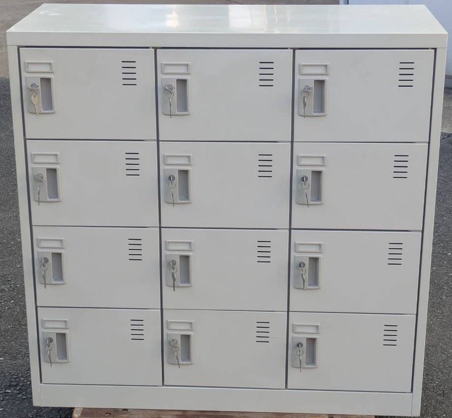 【中古】 生興 １２人用シューズボックス席 円柱錠手合い W900×D380×H880粍 SLC-M12