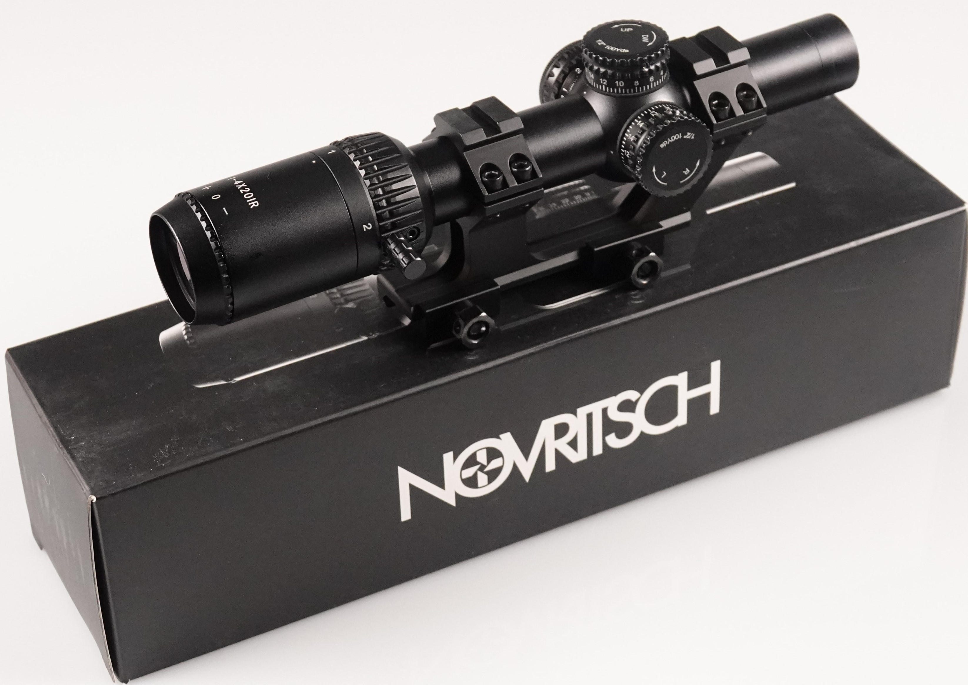 NOVRITSCH 1-4x 可変スコープ (LPVO) BB Proof