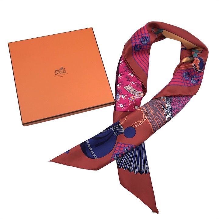 ⭐️ エルメス カレ90ガブロッシュ EXLIBRIS ウルトラバイオレット ❗️⭐️ 楽天市場】未使用 エルメス HERMES カレ90 シルク スカーフ EX