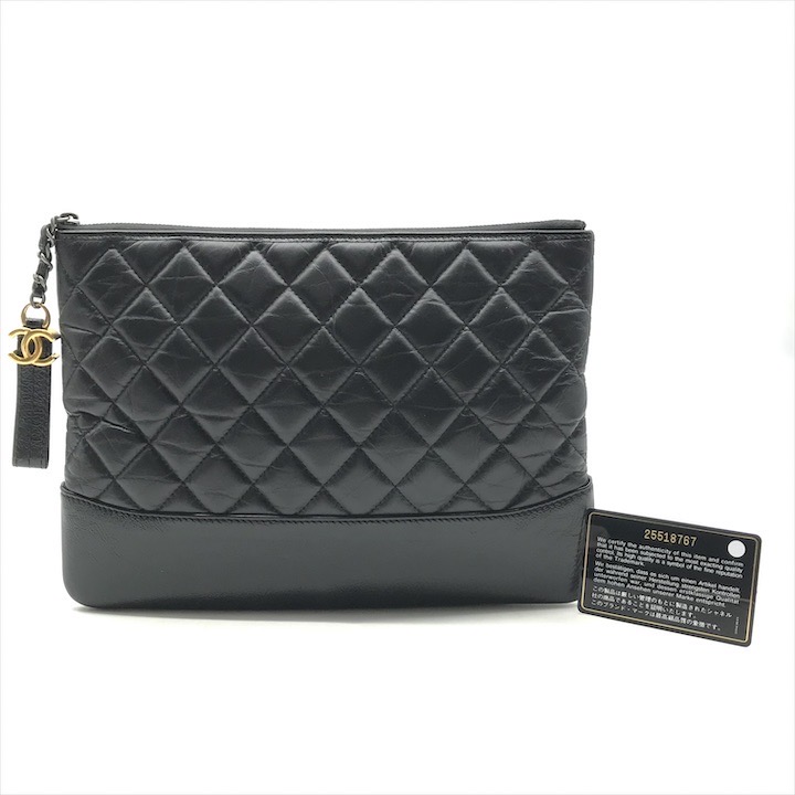 美品　CHANEL シャネル　ラムスキン　カメリアデザインクラッチバッグ CHANEL（クラッチバッグ）のフリマアイテム一覧