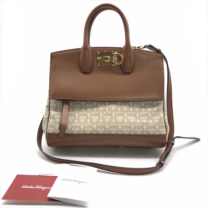 楽天市場】【中古】Salvatore Ferragamoフェラガモ『ガンチーニ 2WAY