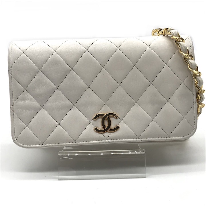 良品 CHANEL シャネル ココマーク ミニマトラッセ ラムスキン プッシュロック チェーン ショルダー バッグ ホワイト レディース k5605 楽天市場】【中古】良品 CHANEL シャネル ココマーク ミニマトラッセ