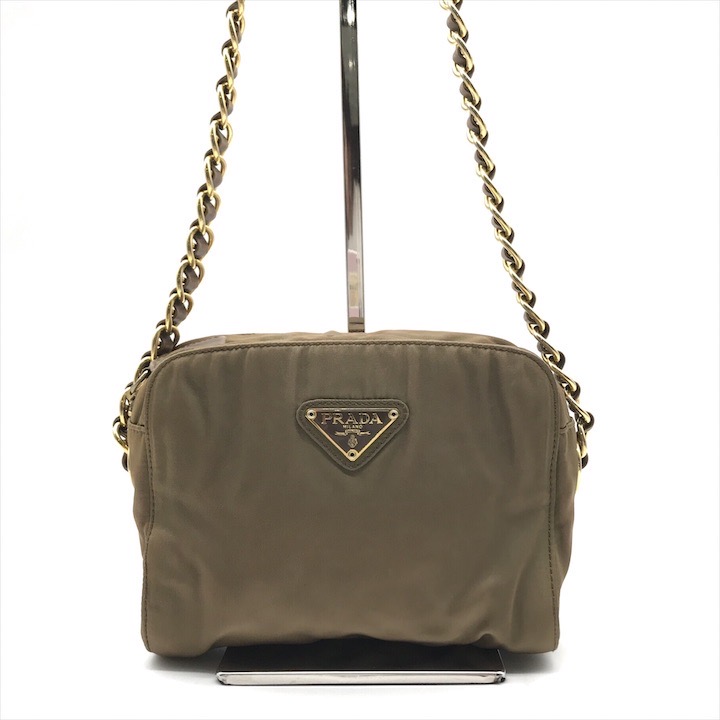 楽天市場】プラダ PRADA ヴィンテージ デカ三角ロゴ チェーン