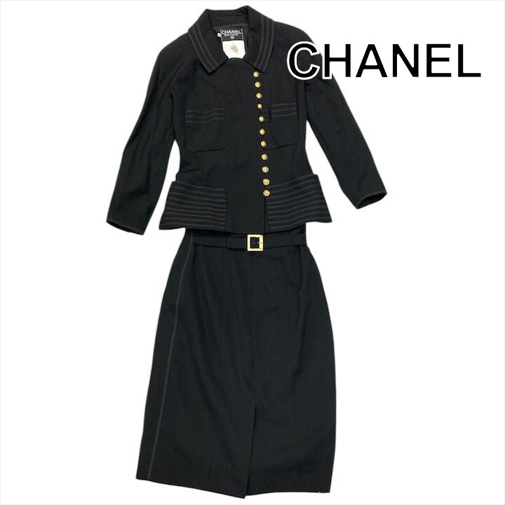 【中古】美品 CHANEL シャネル ココマーク ボタン ヴィンテージ スーツ スカート セットアップ アパレル ファッション ブラック レディース h800