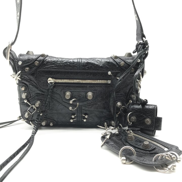 【中古】美品 BALENCIAGA バレンシアガ ルカ行き先 肩肉 御徒面子 黒いこと ブランド名 袋 BAG 流行り物 レディース a13157