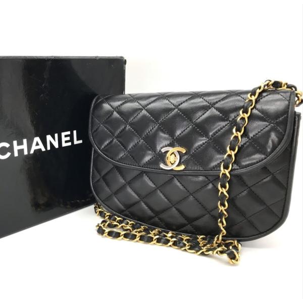 【中古】CHANEL シャネル マトラッセ ココマーク 折りかえし鍵を掛ける 光の都市押さえる チェーン店肩肉 御徒面子 黒いこと 美品 M4389 ス07