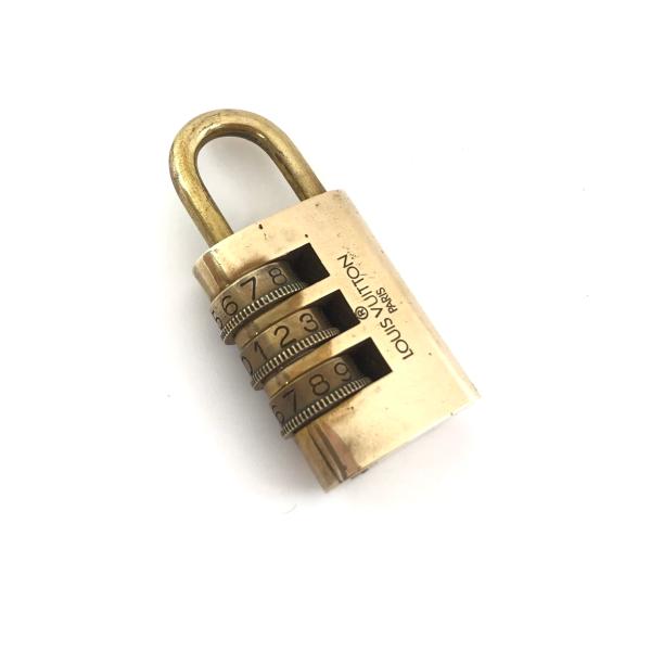 【中古】LOUIS VUITTON ルイヴイトン カデナ 文字盤式 南京錠 ゴールド 良品 M5941