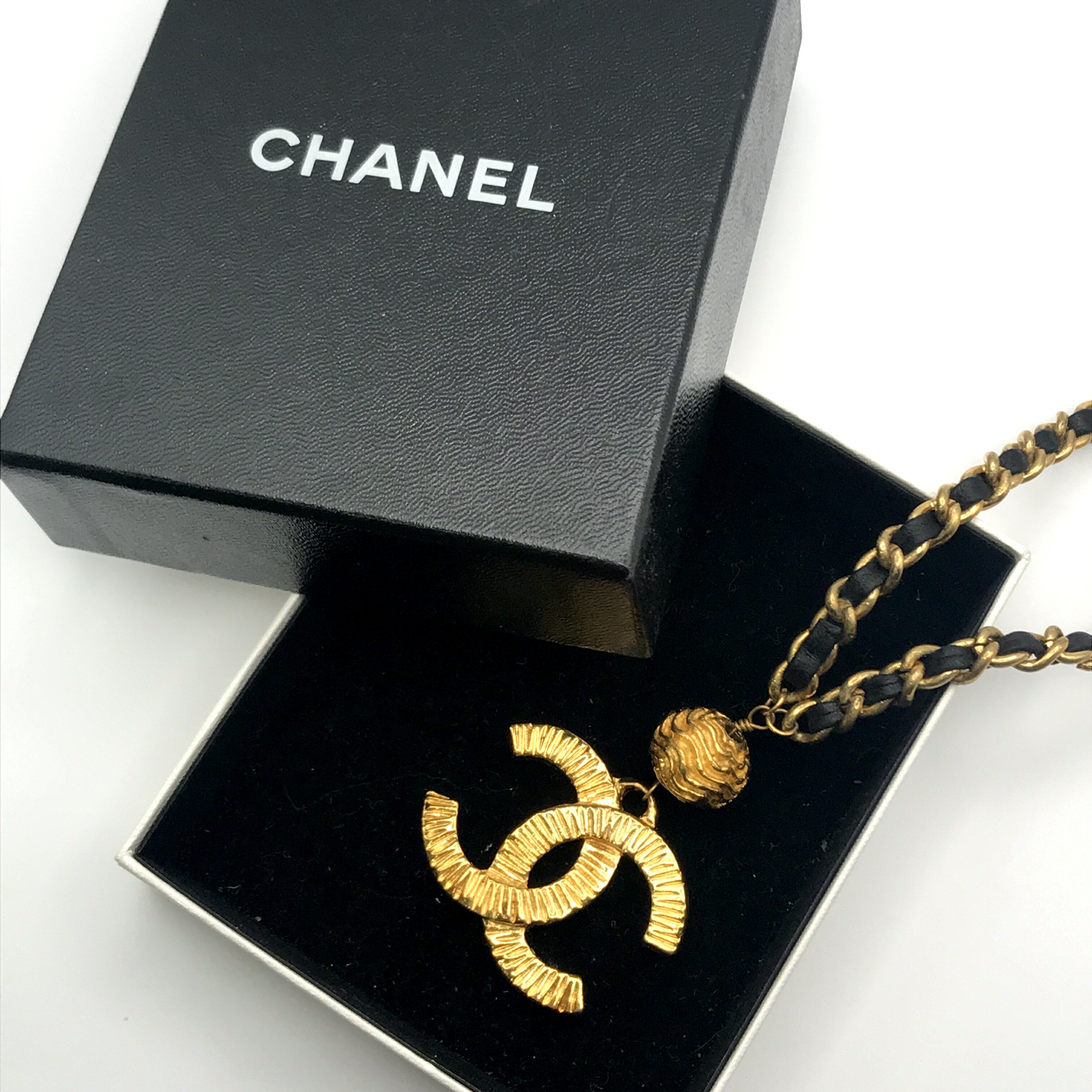 CHANEL　ボール型　ネックレス 楽天市場】【CHANEL】シャネル ボール型 ボール ネックレス G