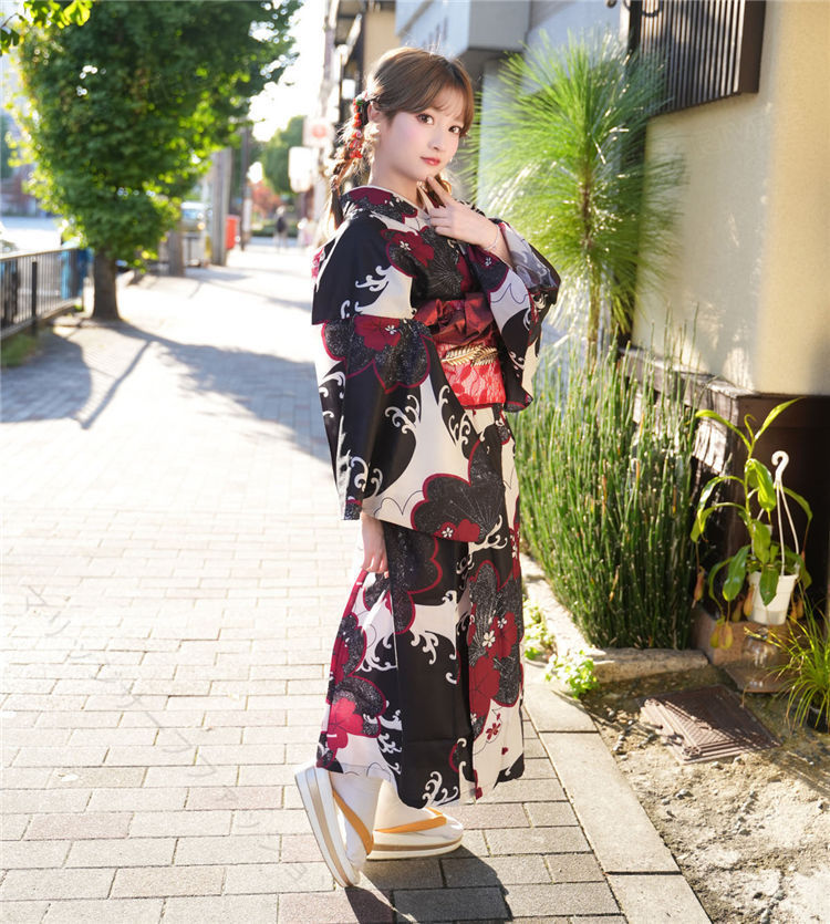 浴衣 高校生 桜柄 赤黒 可愛い 上品 レディース 中学生 10代 20代 30代 作り帯 帯締め 花火大会 お祭り お花見 ポリエステル 160センチ 大きいサイズ 和風 華やか 春 夏 祭り映え 女の子 着物｜マリッジサーフファッション
