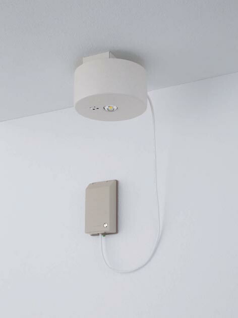 パナソニック NNFB01000C 天井直付 LED 昼白色 非常用照明器具 30分間型 コンセントプラグ付・民泊向け 自己点検機能