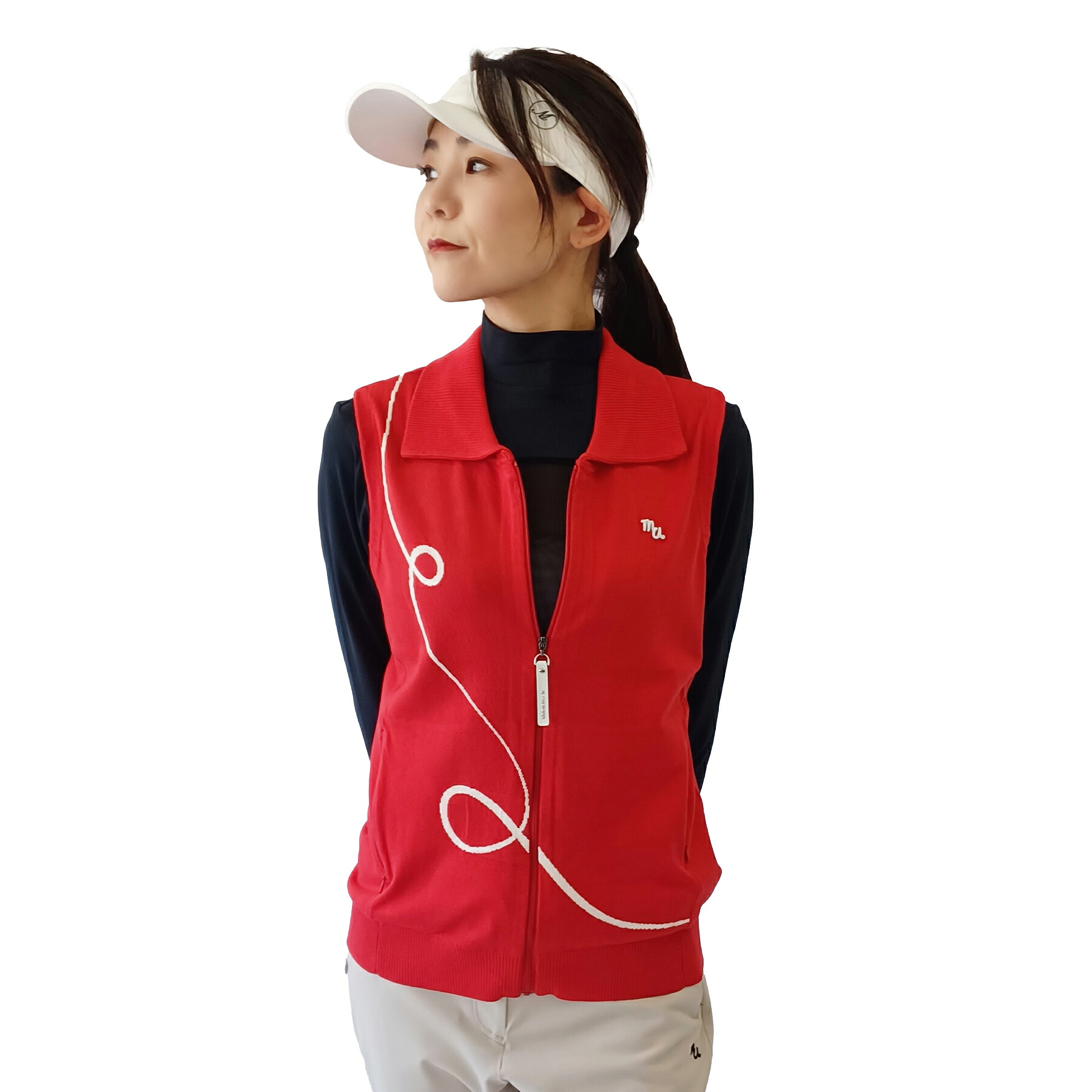 【SALE 50%OFF】[MU SPORTS 公式] ゴルフ ニットベスト バックモチーフ / 前開き ウィング衿 着心地抜群 立体刺繍 ポケット オリジナルロゴ