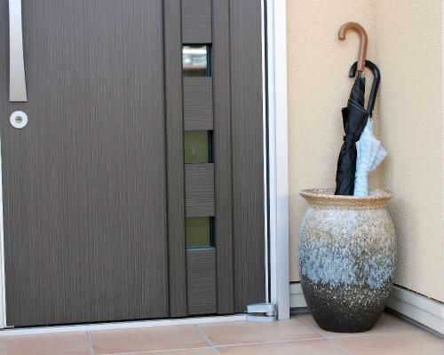 楽天市場】信楽焼 陶器 傘立て 白 壷型 傘たて おしゃれ スリム 傘たて