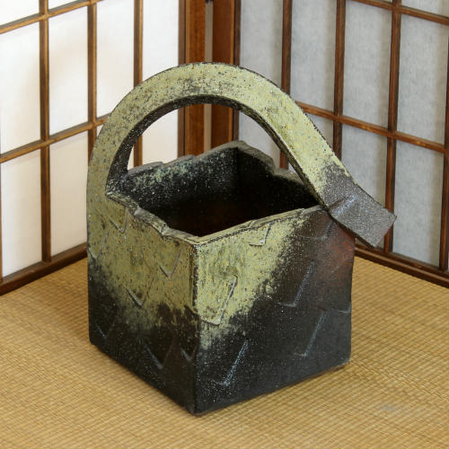 【ポイント3倍】信楽焼 花器 窯肌 手付 角 生花 池坊 小原流 生け花 立花 和風 華道 陶器 フラワーベース 立花 花瓶 ギフト 信楽焼き 華道 未生流 古流 遠州流(MB008-05G)